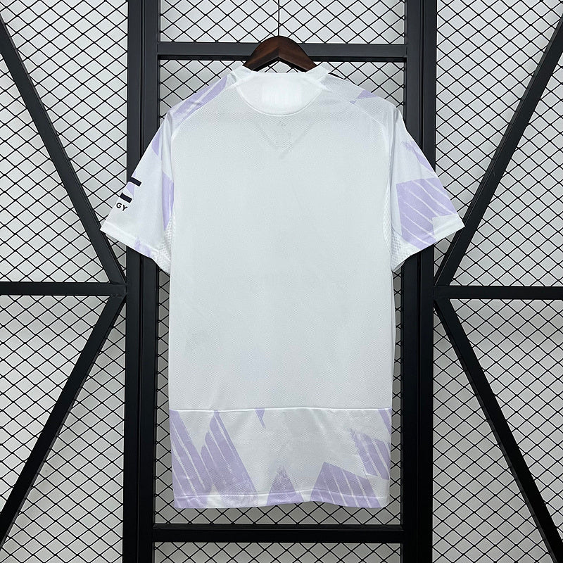 Manchester United 25/26 Away Shirt