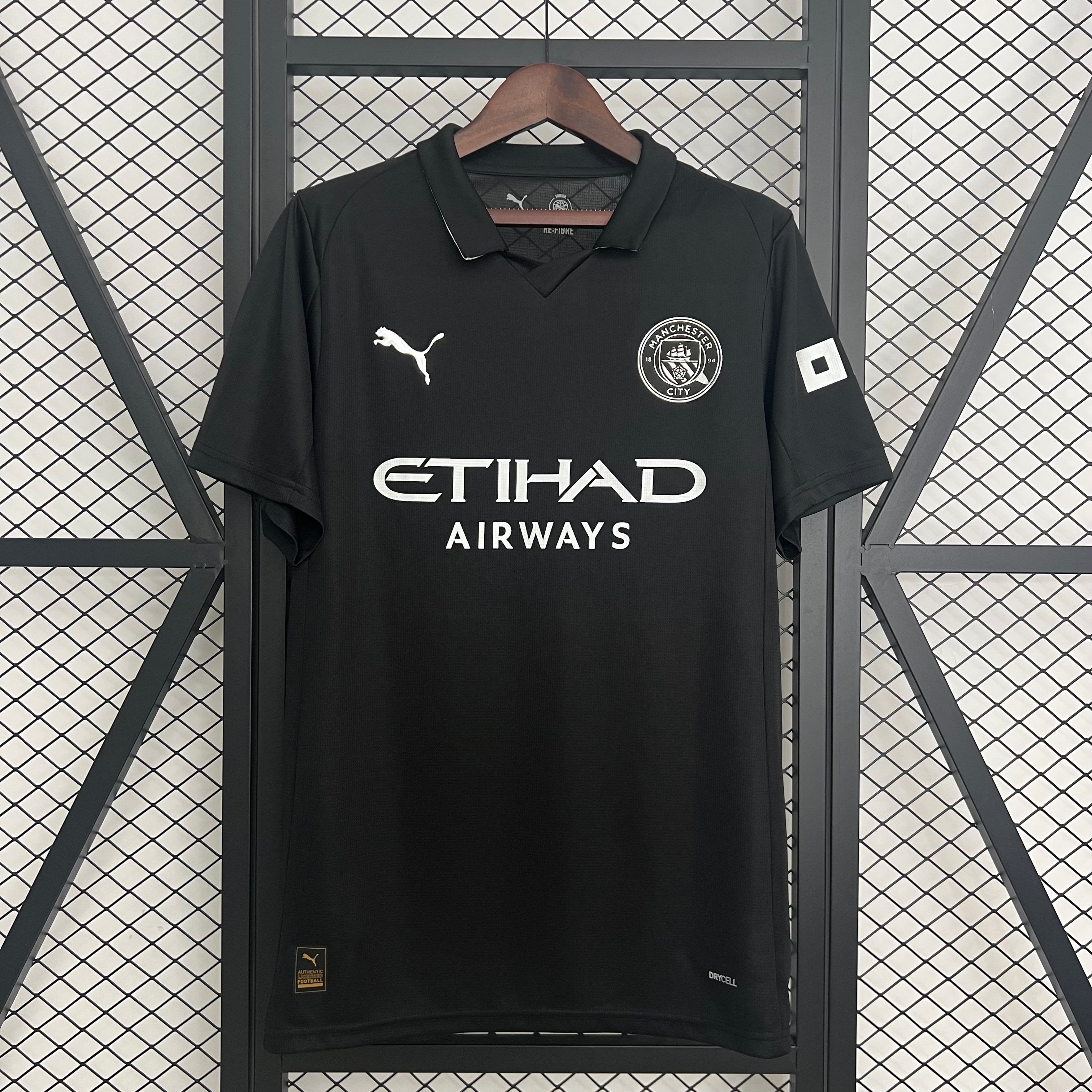 Manchester City 25/26 Away Shirt